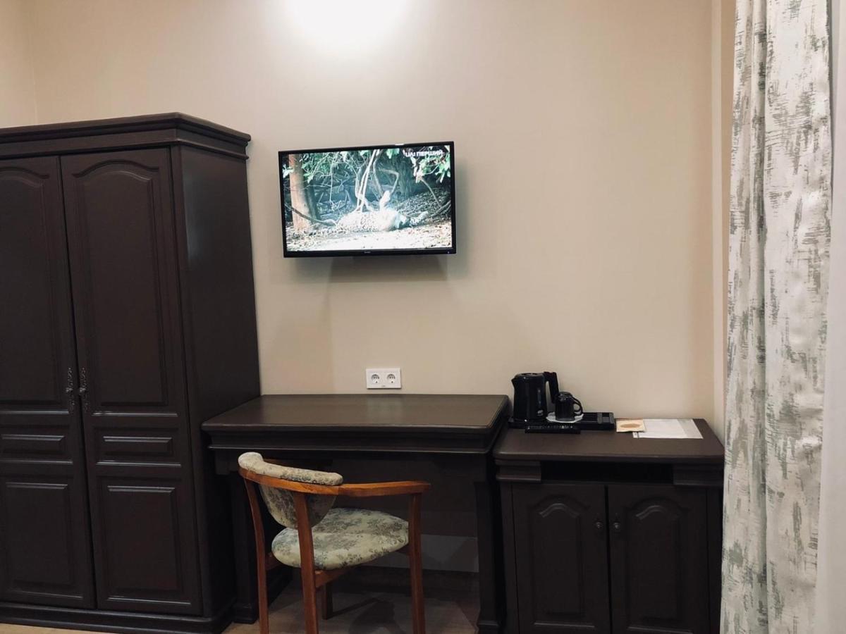 Atlant Hotel Użhorod Zewnętrze zdjęcie