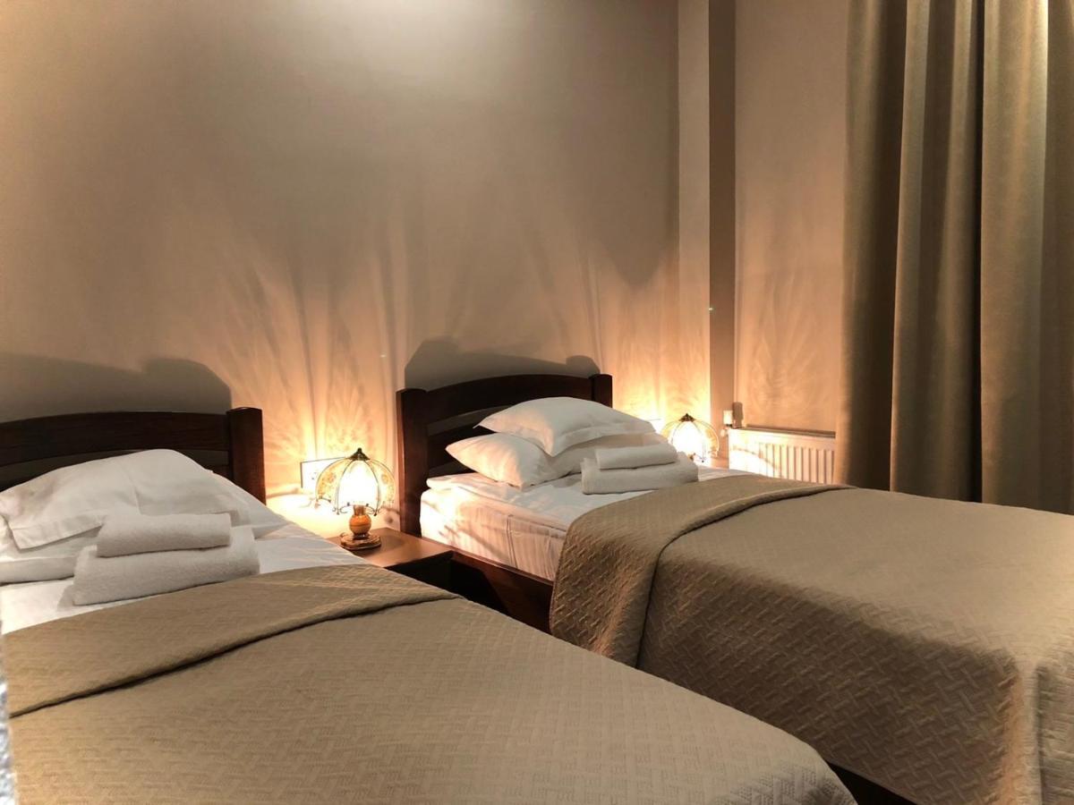 Atlant Hotel Użhorod Zewnętrze zdjęcie