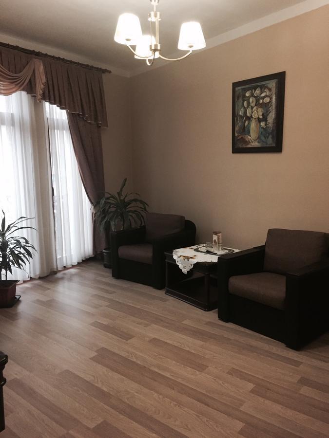 Atlant Hotel Użhorod Zewnętrze zdjęcie