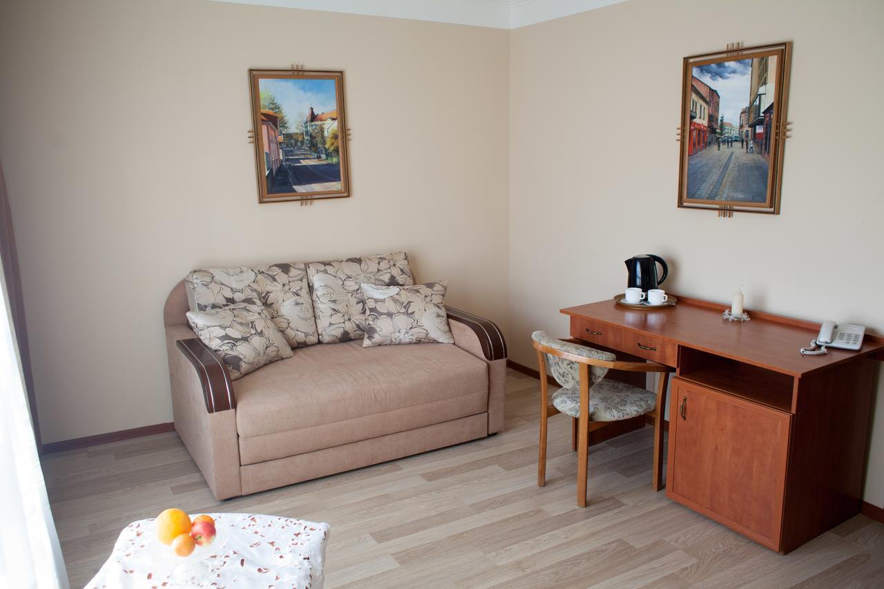 Atlant Hotel Użhorod Zewnętrze zdjęcie
