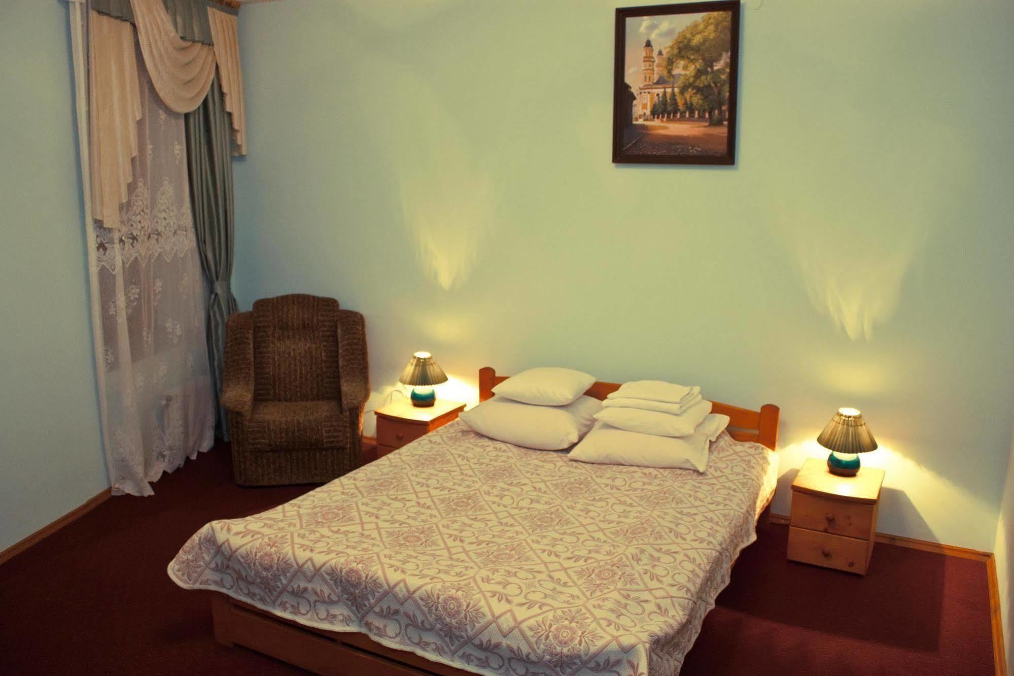 Atlant Hotel Użhorod Zewnętrze zdjęcie