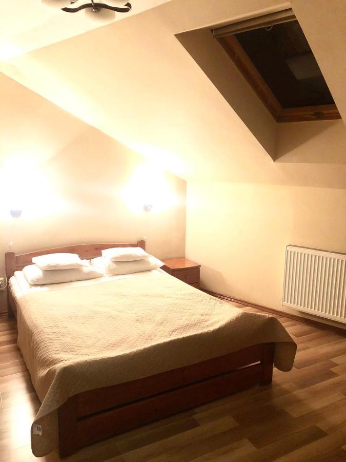 Atlant Hotel Użhorod Zewnętrze zdjęcie