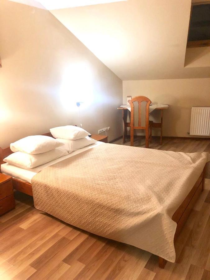 Atlant Hotel Użhorod Zewnętrze zdjęcie