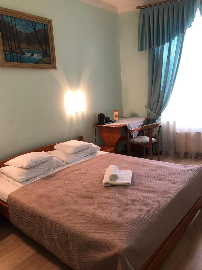 Atlant Hotel Użhorod Zewnętrze zdjęcie